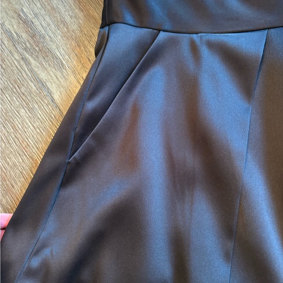 Semi formal dress - Picture 5 of 5